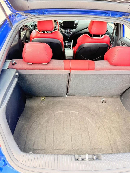 2014 Hyundai Veloster - Image 7 of 19
