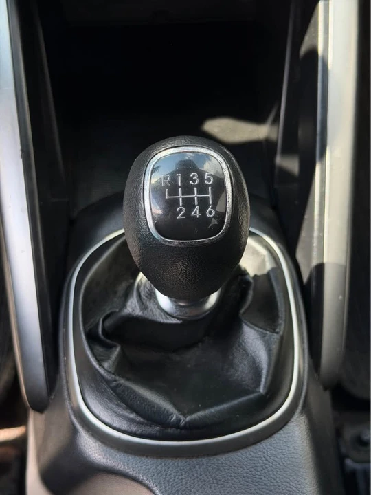 2014 Hyundai Veloster - Image 14 of 19