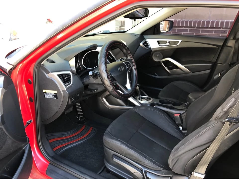 2014 Hyundai Veloster - Image 6 of 7