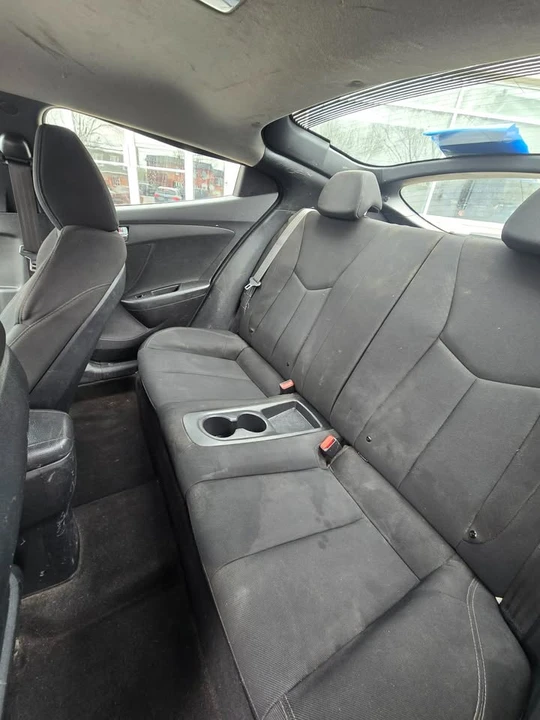 2014 Hyundai Veloster - Image 7 of 8