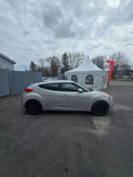 2014 Hyundai Veloster - Image 4 of 8