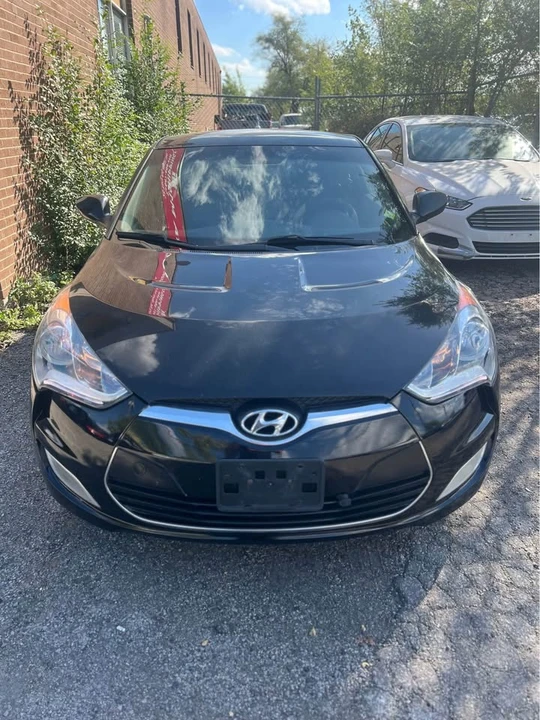 2014 Hyundai Veloster - Image 2 of 8