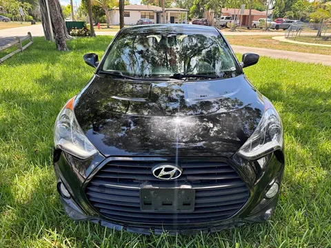 2014 Hyundai Veloster R-spec Coupe 3D