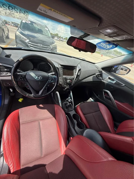 2014 Hyundai Veloster - Image 7 of 9