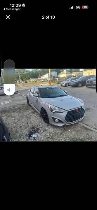 2014 Hyundai Veloster - Image 2 of 5