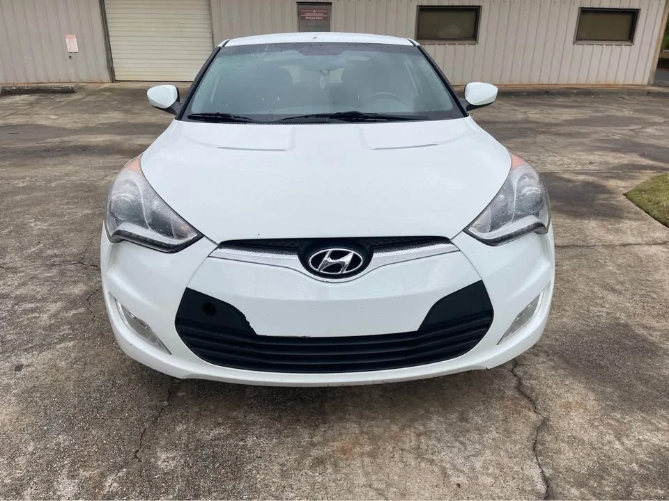 2014 Hyundai Veloster - Image 2 of 8