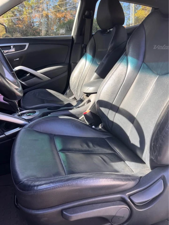 2014 Hyundai Veloster - Image 9 of 13