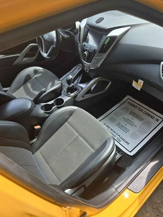 2014 Hyundai Veloster - Image 8 of 14