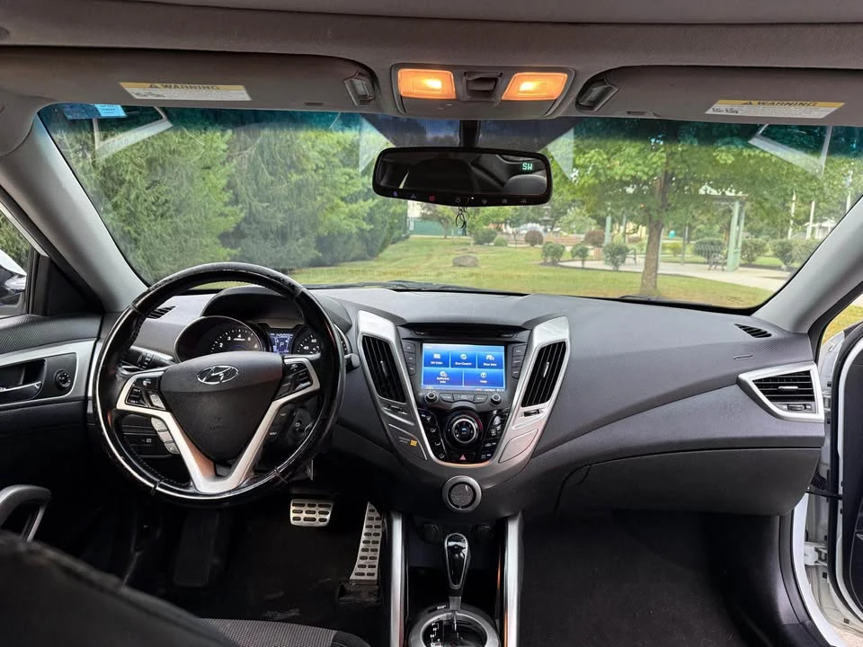 2014 Hyundai Veloster - Image 7 of 8