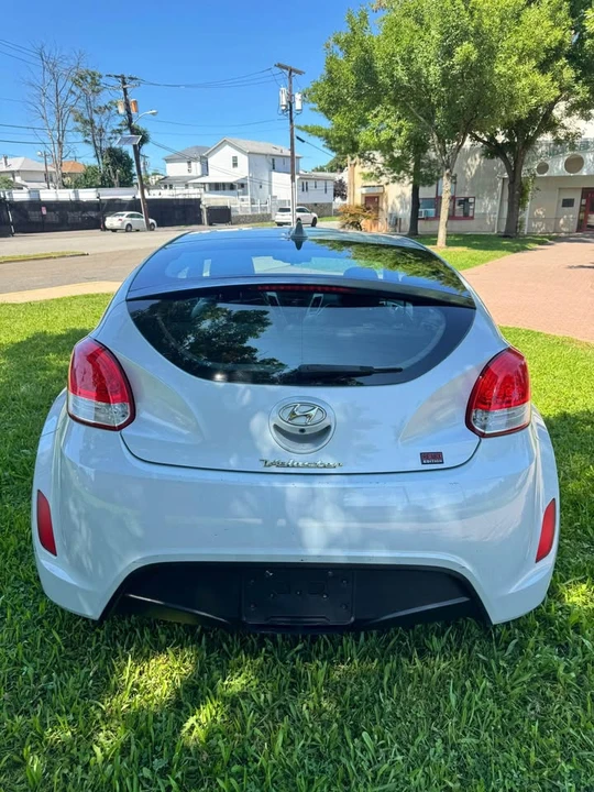 2014 Hyundai Veloster - Image 6 of 13