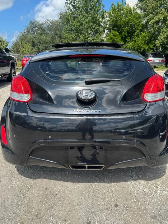 2014 Hyundai Veloster - Image 6 of 9