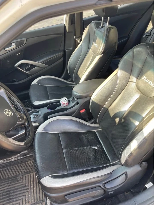 2014 Hyundai Veloster - Image 5 of 5