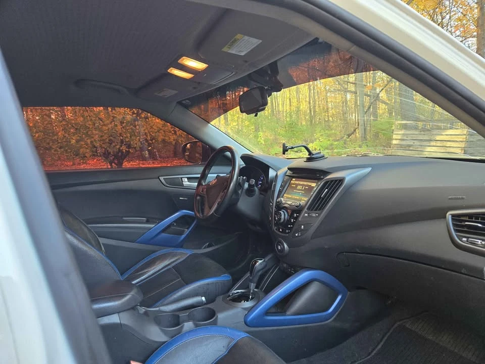 2014 Hyundai Veloster - Image 4 of 7