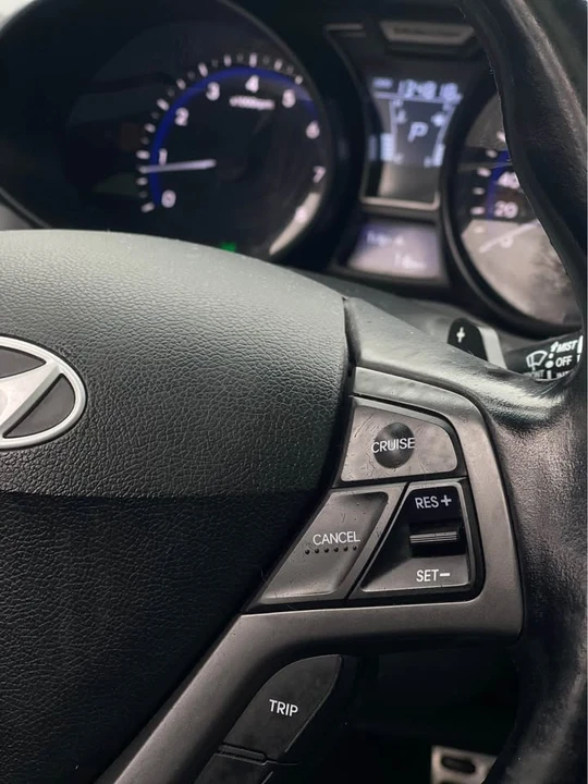 2014 Hyundai Veloster - Image 11 of 19