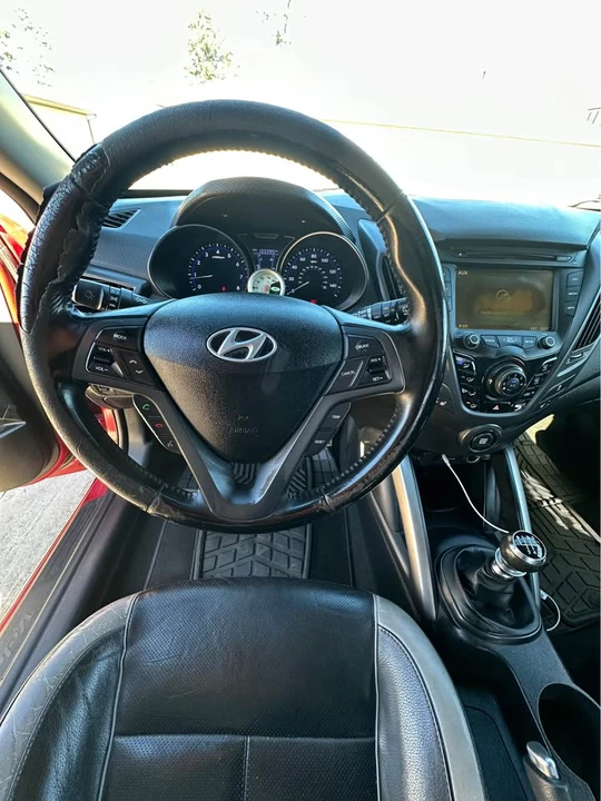 2014 Hyundai Veloster - Image 14 of 20