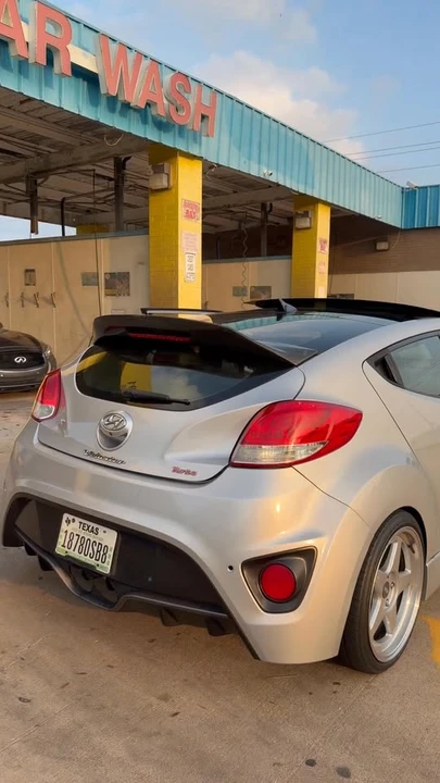 2014 Hyundai Veloster - Image 9 of 9