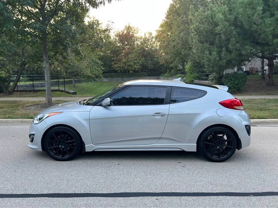 2014 Hyundai Veloster - Image 2 of 19