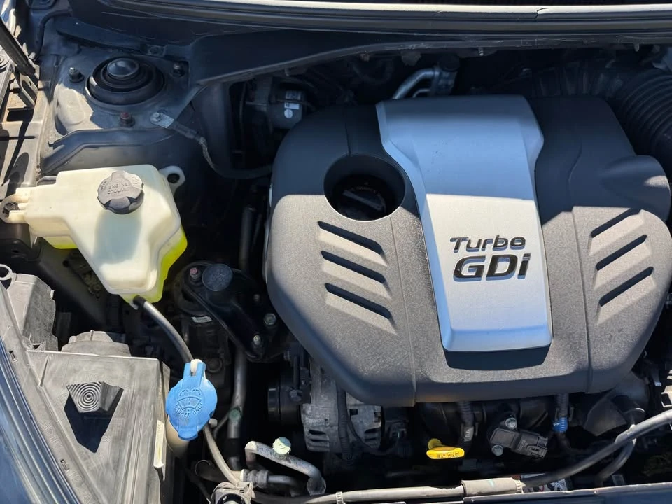 2014 Hyundai Veloster - Image 9 of 10