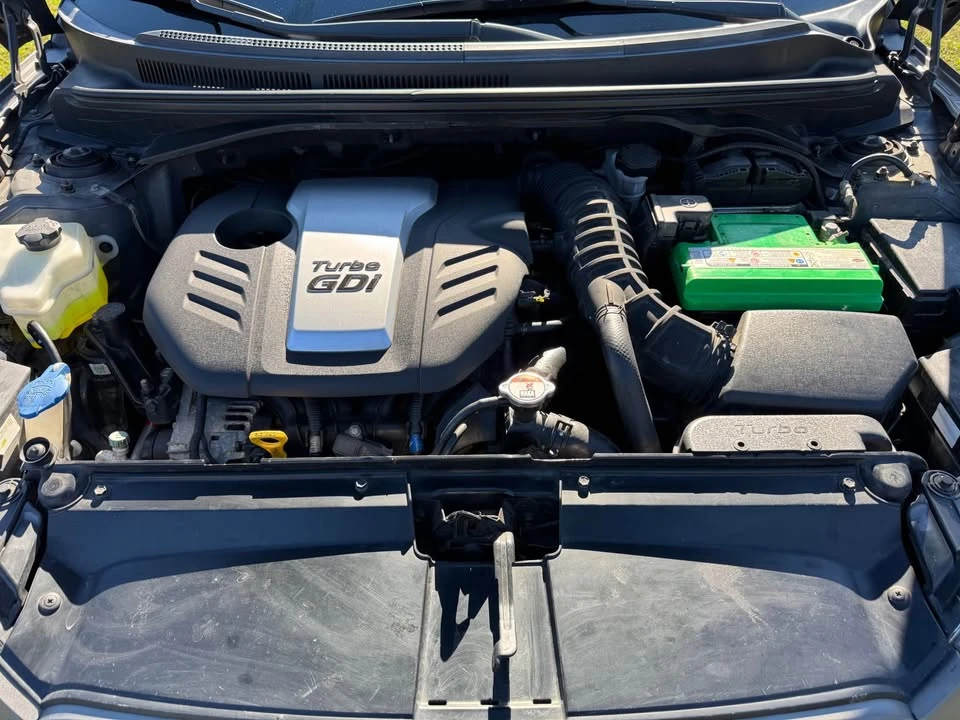 2014 Hyundai Veloster - Image 8 of 10