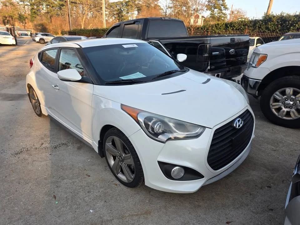 2014 Hyundai Veloster - Image 10 of 20