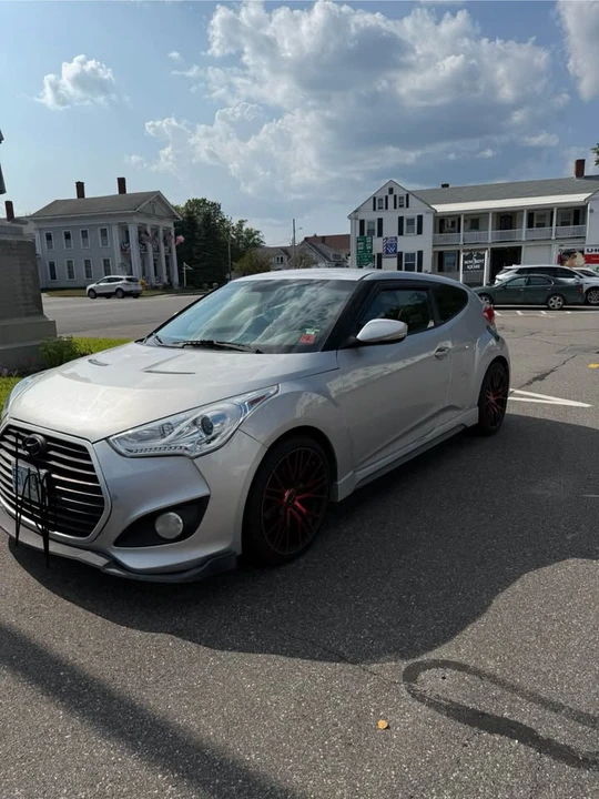 2014 Hyundai Veloster - Image 2 of 4