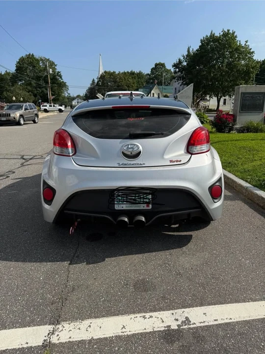 2014 Hyundai Veloster - Image 3 of 4