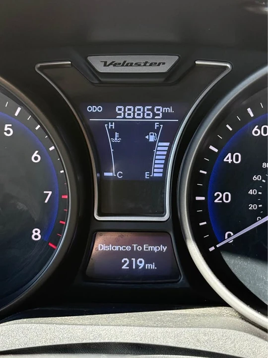 2014 Hyundai Veloster - Image 13 of 17