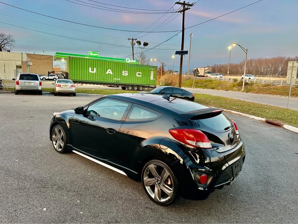 2014 Hyundai Veloster - Image 8 of 11