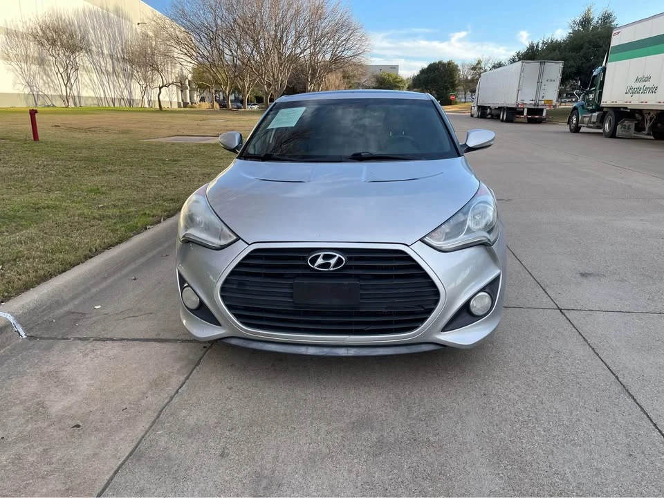 2014 Hyundai Veloster - Image 5 of 11