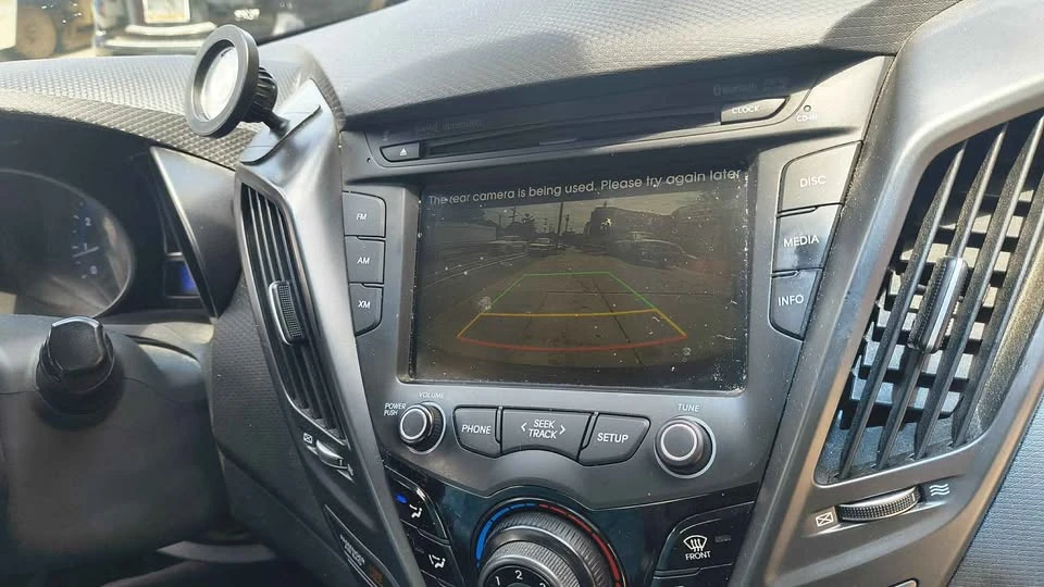 2014 Hyundai Veloster - Image 8 of 19