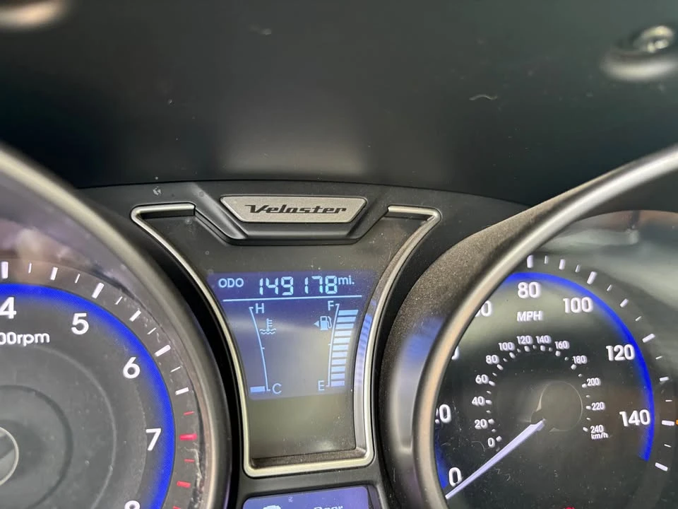2014 Hyundai Veloster - Image 9 of 14