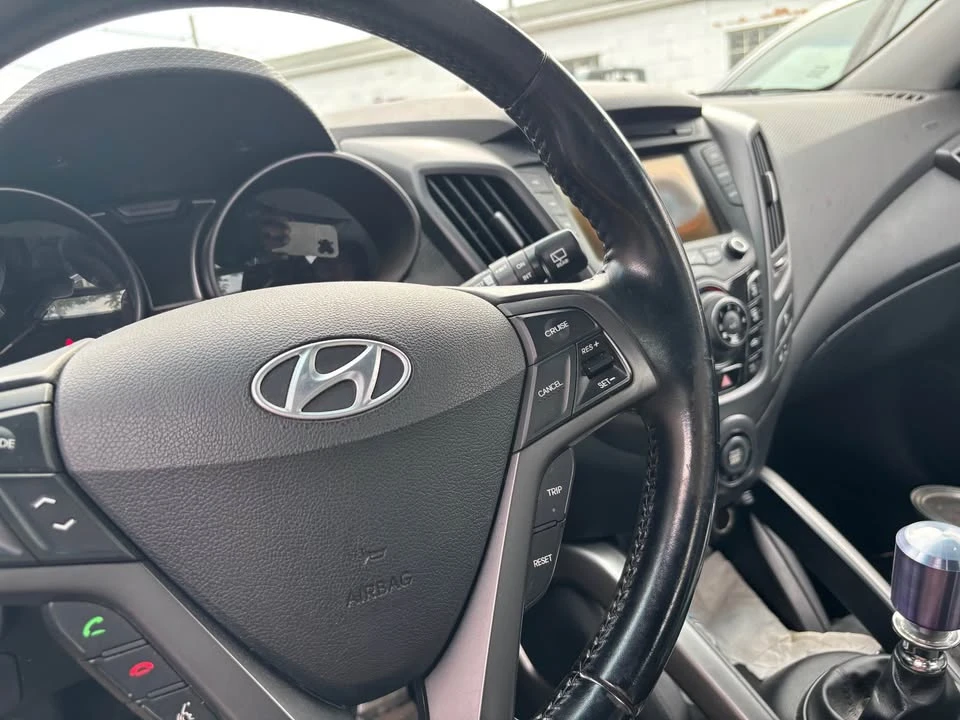 2014 Hyundai Veloster - Image 8 of 14