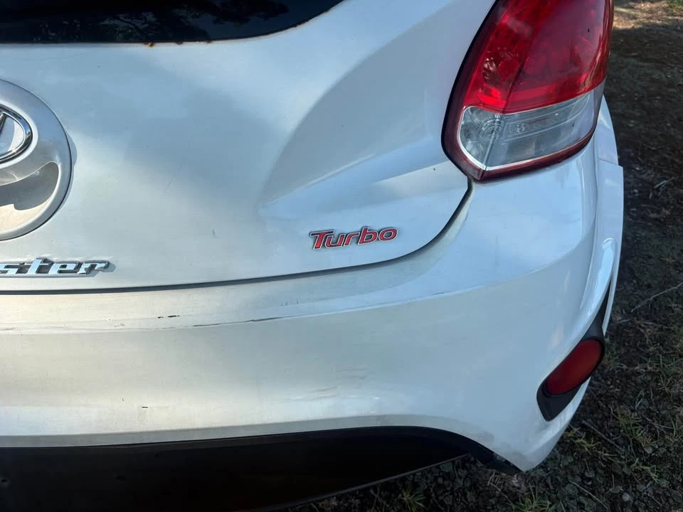 2014 Hyundai Veloster - Image 11 of 12