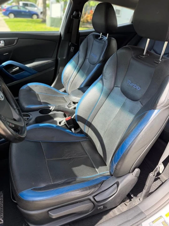 2014 Hyundai Veloster - Image 8 of 9