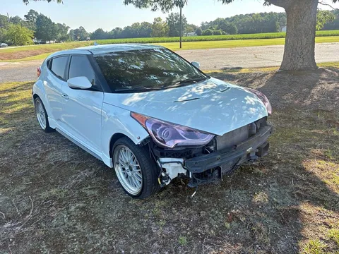 2014 Hyundai Veloster Turbo Coupe 3D