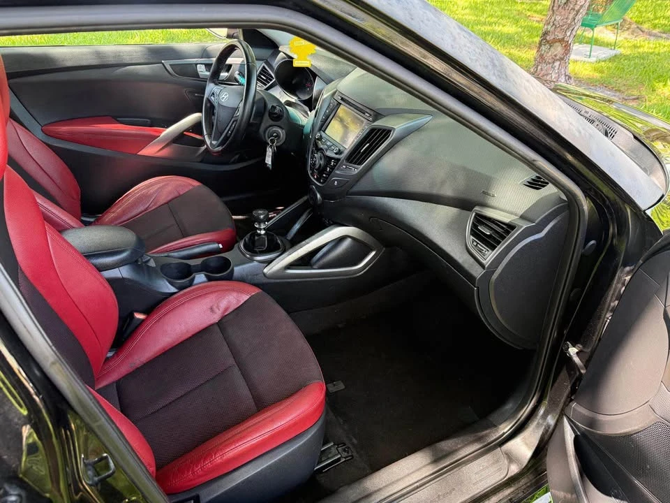 2014 Hyundai Veloster - Image 12 of 20
