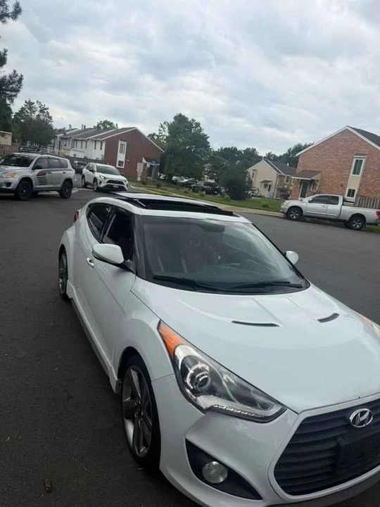 2014 Hyundai Veloster - Image 8 of 13