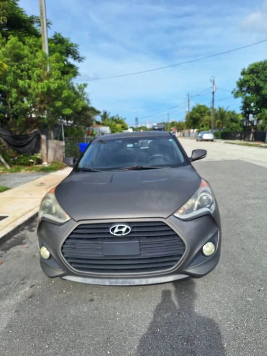 2014 Hyundai Veloster - Image 8 of 10