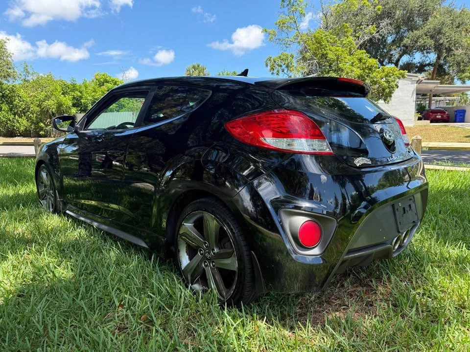 2014 Hyundai Veloster - Image 15 of 20