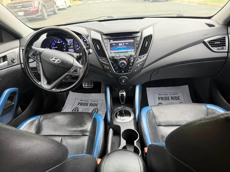 2014 Hyundai Veloster - Image 9 of 17