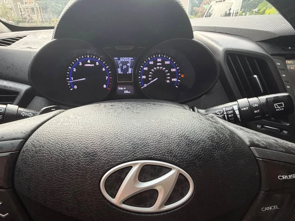 2014 Hyundai Veloster - Image 11 of 17