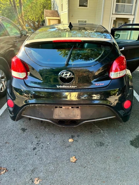 2014 Hyundai Veloster - Image 2 of 5