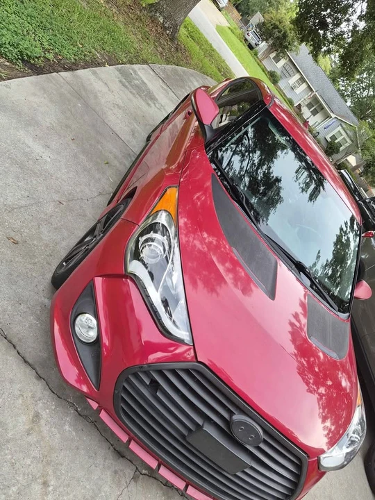 2014 Hyundai Veloster - Image 2 of 18