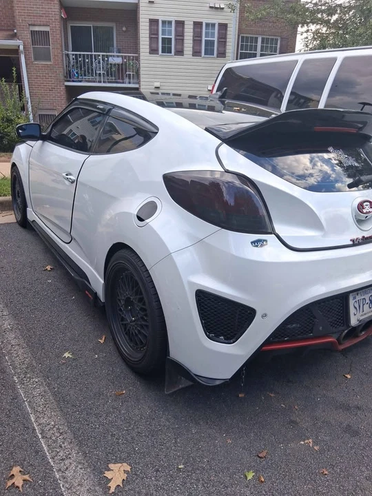 2014 Hyundai Veloster - Image 3 of 5
