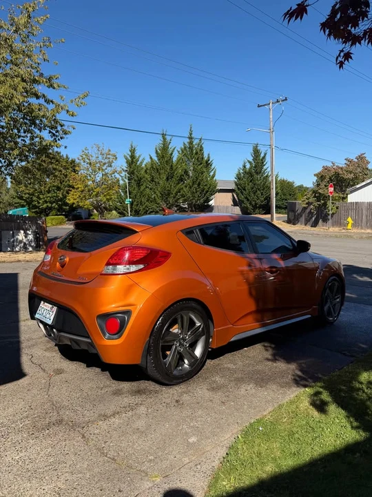 2014 Hyundai Veloster - Image 4 of 9