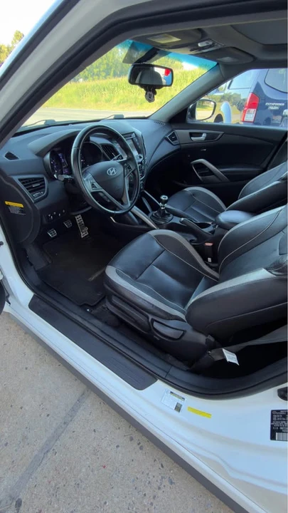 2014 Hyundai Veloster - Image 5 of 12