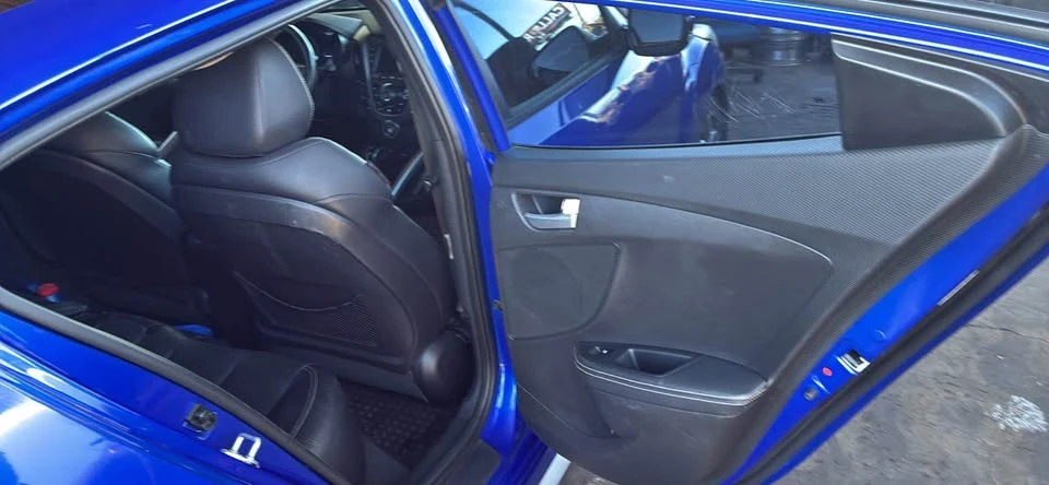 2014 Hyundai Veloster - Image 9 of 10