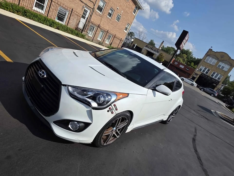 2014 Hyundai Veloster - Image 2 of 14