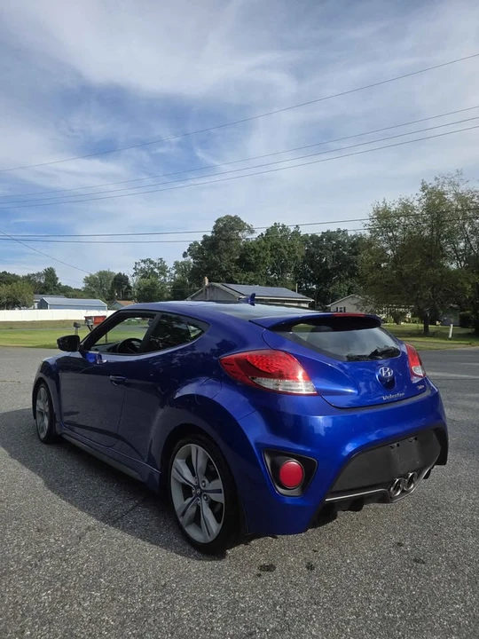 2014 Hyundai Veloster - Image 2 of 15