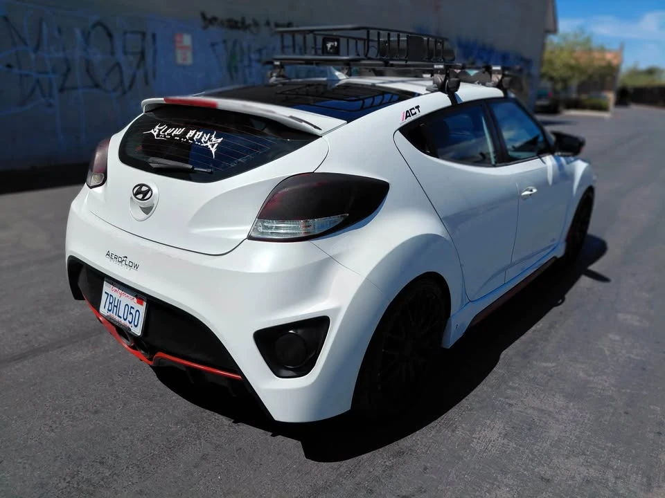 2014 Hyundai Veloster - Image 2 of 12